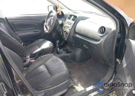 2016 Nissan Versa 1.6 S z USA, uszkodzony, nr VIN 3N1CN7AP8GL849909